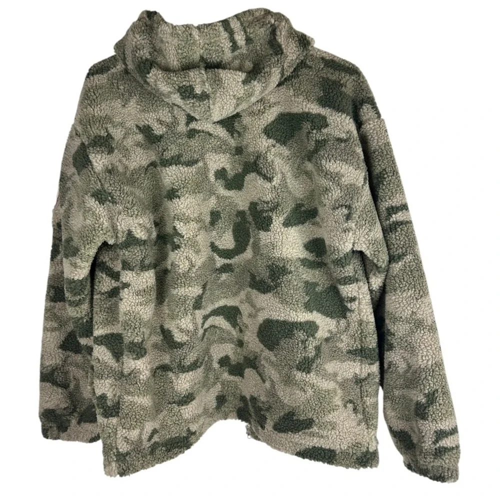 The Normal Brand x Winchester The Tradition Week Sherpa Camo Patch Jacket Large - Picture 10 of 14